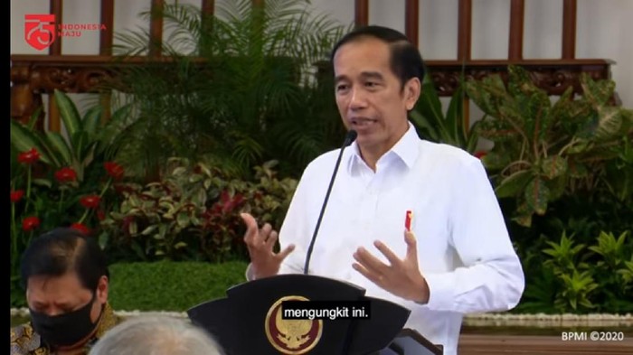 Ekspresi dan gestur Presiden Jokowi dalam raker 7 Juli 2020, diunggah Setpres 8 Juli 2020. (Dok YouTube Setpres)