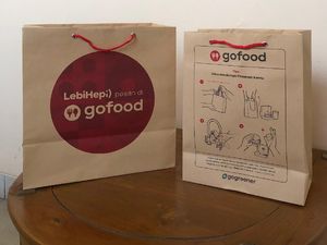Gojek Ajak Mitra Usaha Diet Kantong Plastik Sekali Pakai