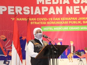 Khofifah Ajak Media Sosialisasikan Lebih Masif Protokol Kesehatan ke Masyarakat