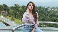 Jenita Janet resmi bercerai dengan Alief. Dok. instagram/jenitajanet