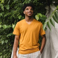 Justin Stewart, remaja pria berusia 19 tahun yang sering dibully karena bentuk hidungnya yang tidak biasa kini sukses menjadi seorang model. Justin direkrut oleh sebuah agensi yang berbasis di New York, We Speak Model Management, pada bulan lalu. Foto: Instagram @_justinstewart