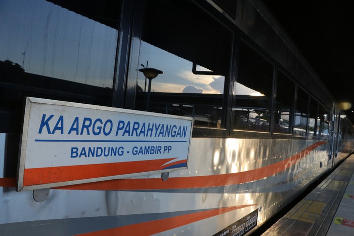 KA Argo Parahyangan