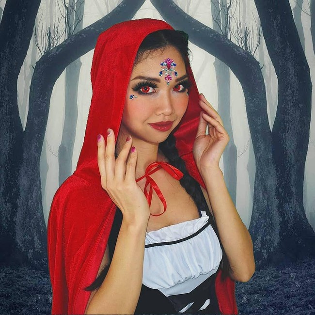 Aku memutuskan untuk cosplay karena aku sangat tertarik mengkreasikan karakter dari video game yang aku mainkan, ujar wanita yang tinggal di Amerika itu.  Foto: Instagram