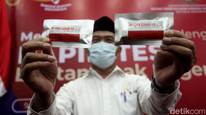 RI-GHA COVID-19 merupakan alat rapid test yang dibuat oleh anak bangsa. Proses pembuatannya libatkan para peneliti dari berbagai universitas ternama Indonesia.