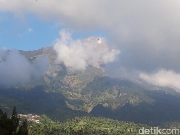 Kondisi Gunung Merapi dari Boyolali, Rabu (8/7/2020).
