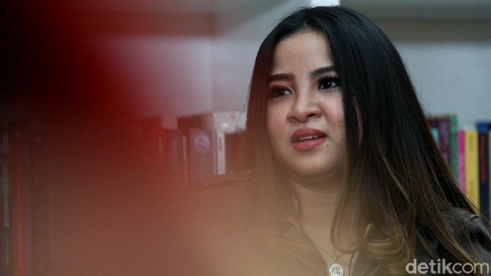 Putri sulung John Refra alias John Kei