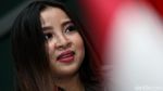 Senyum Manis Melan Si Putri John Kei