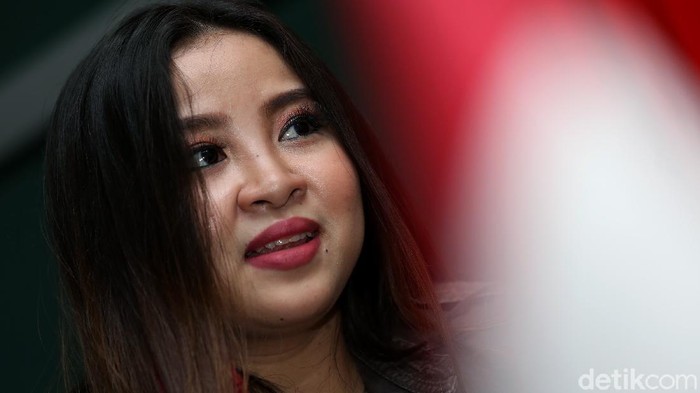 Putri sulung John Refra alias John Kei
