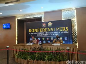 Kunker di Kendari, Mendagri Tito Minta Pemda Segera Transfer Dana Pilkada