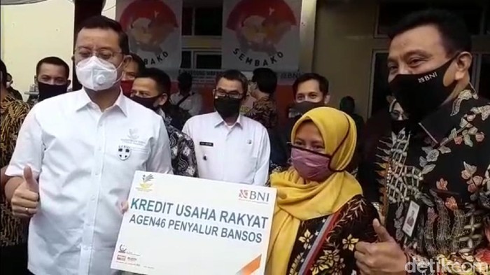 Mensos pantau penyaluran BST di Sukabumi