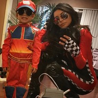 Aktris 33 tahun ini pergi ke danau bersama putranya Josey dengan menumpang kapal. Tiga jam kemudian pengguna kapal lainnya menemukan kapal yang ditumpangi Naya terapung-apung dengan bocah berusia 4 tahun itu tertidur. Foto: Instagram/@nayarivera