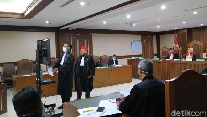 Persidangan kasus suap yang menjerat Wahyu Setiawan