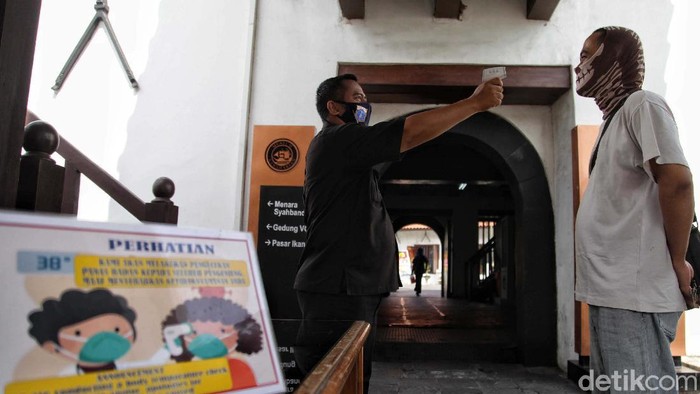 Peringatan HUT Museum Bahari di Penjaringan, Jakarta Utara, berlangsung sederhana. Protokol kesehatan tetap diterapkan pada peringatan HUT tersebut.