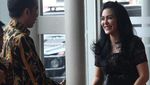 Gaya Kulineran Rieke Diah Pitaloka
