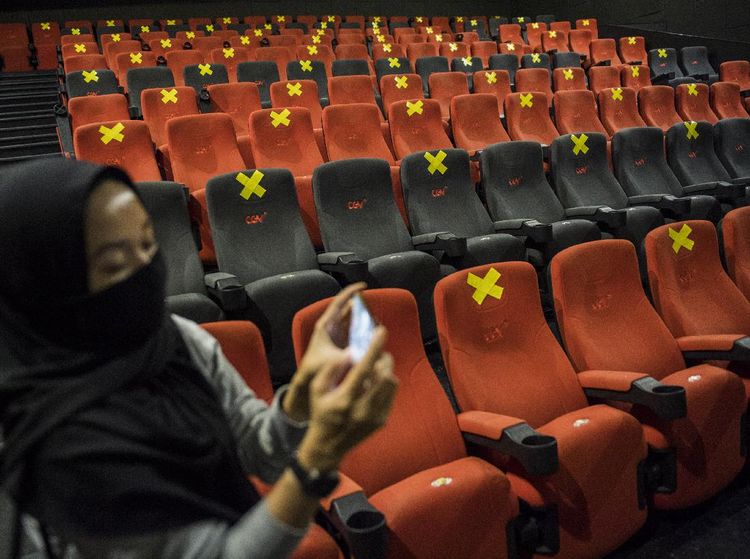 Penerapan Protokol Kesehatan di Bioskop saat New Normal