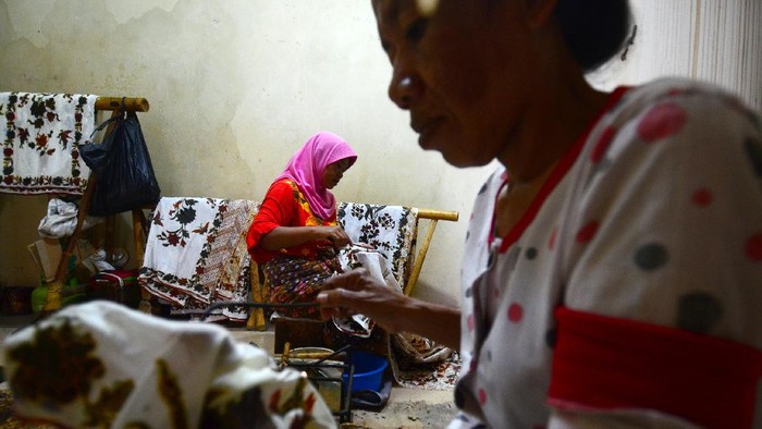 Untuk mendukung program Pemulihan Ekonomi Nasional, PT Bank Tabungan Negara (Persero) Tbk turut aktif mengucurkan  kredit Usaha Kecil Mikro dan Menengah (UMKM) ke berbagai sektor pendorong ekonomi, khususnya sektor properti. Ketika pandemic Covid-19 berlangsung, BTN cukup agresif memberikan kucuran kredit bagi para pengusaha UMKM.