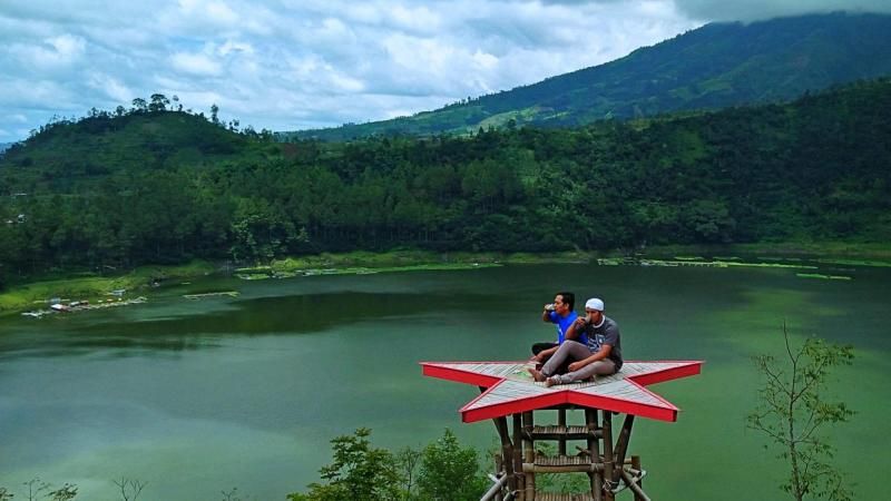Telaga Menjer di Wonosobo.