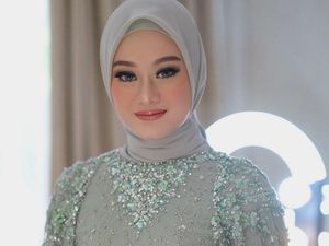 Dinda Hauw Menikah dengan Rey Mbayang, Intip Makeup Cantiknya Saat Lamaran