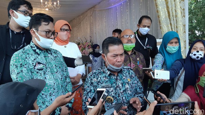 Wali Kota Serang Syafrudin