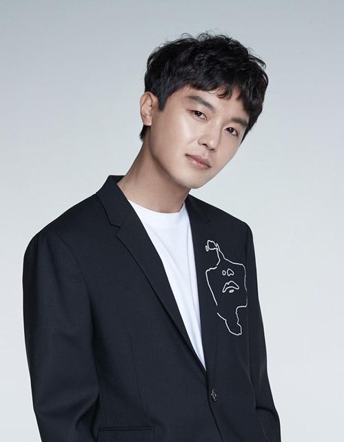 Aktor Yeon Woo Jin