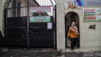 Panti asuhan tersebut juga sebelumnya telah memberlakukan protokol kesehatan seperti pemeriksaan suhu, penggunaan masker, dan physical distancing sepanjang acara. 