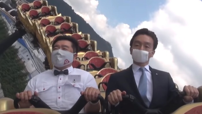 Covid-19 dan penyebaran percikan air liur: Jangan teriak, serius dong, kata taman hiburan di Jepang kepada para pengunjung