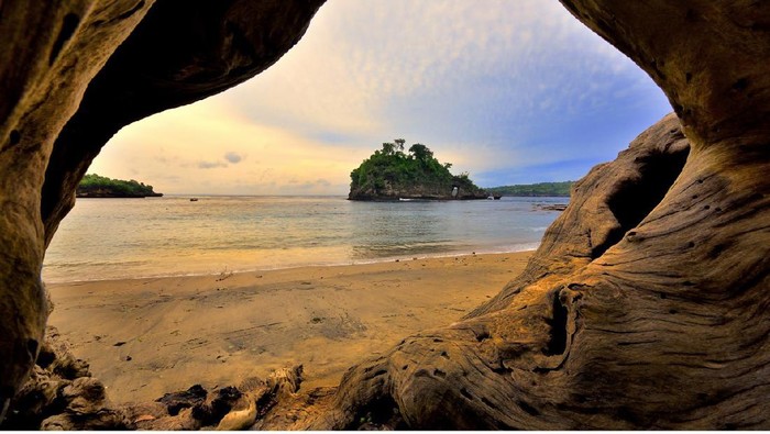 Pariwisata di Pulau Nusa Penida akan segera dibuka kembali dengan menetapkan protokol kesehatan di era tatanan baru.