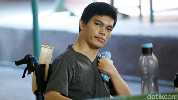 El Ibnu, vokalis Elkasih