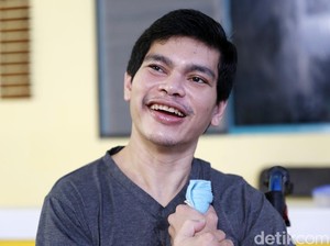 Ngefans, El Ibnu Senang Bisa Ledek Melaney Ricardo