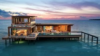 Para tamu Waldorf Astoria Maldives Ithaafushi pasti akan dimanja dengan keindahan laut Maldives yang tiada duanya. (Waldorf Astoria Maldives )