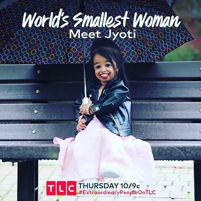 Wanita 26 tahun itu mulai terkenal setelah dirinya membintangi serial American Horror Story. Dalam film seri tersebut, Jyoti memerankan karakter Ma Petite, salah satu pemain dalam sirkus keliling. Foto: Instagram @jyoti_amge