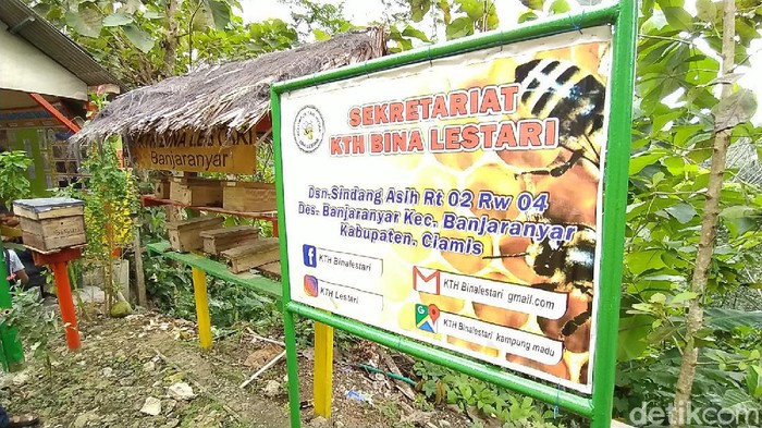 Kampung Madu Ciamis.