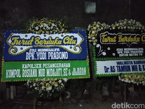 Rumah Duka Editor Metro TV yang Ditemukan Tewas Dipenuhi Karangan Bunga