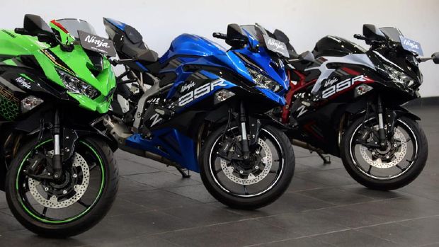 Kawasaki Ninja  ZX 25R Meluncur di Indonesia Harga Mulai 