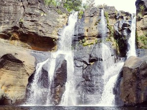Warga Sulteng Hilang Terseret Arus Usai Jatuh dari Air Terjun Setinggi 30 Meter