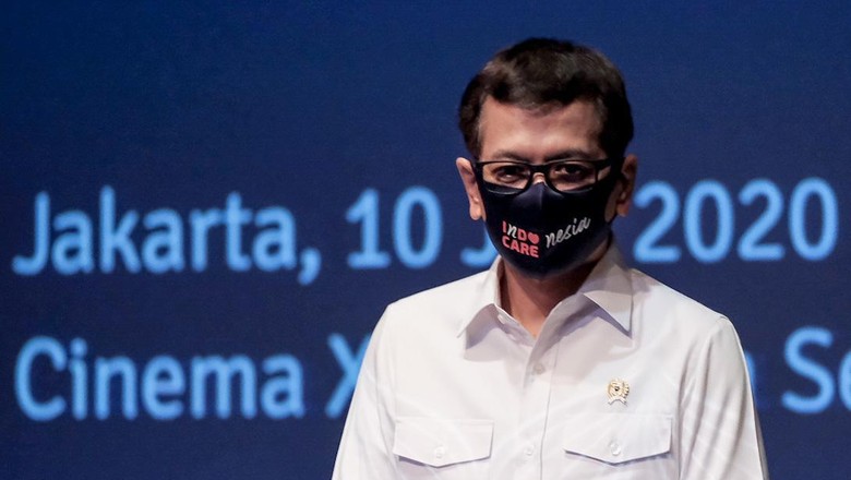 Menparekraf Wishnutama Kusubandio Menparekraf Wishnutama Kusubandio saat meluncurkan Indonesia Care di Senayan, Jumat (10/7/2020).