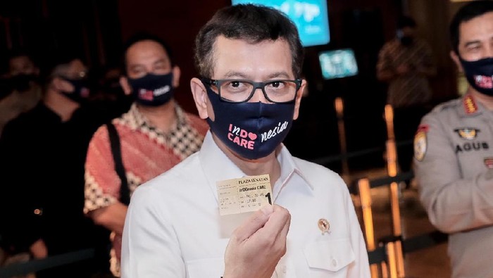 Menparekraf Wishnutama Kusubandio saat meluncurkan Indonesia Care di Senayan, Jumat (10/7/2020).