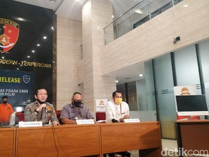 Polisi Tangkap Pembobol Data Pribadi Denny Siregar!