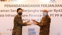 Implementasi proyek ini dipersiapkan oleh PDAM Giri Tirta Kabupaten Gresik sebagai Penanggung Jawab Proyek Kerjasama (“PJPK”). Konsorsium PT Pembangunan Perumahan (Persero) Tbk (“PTPP”) dan PT Krakatau Tirta Industri (“KTI”) adalah pemenang tender konsorsium (“BU”) untuk proyek dan telah membentuk Badan Usaha Pelaksana (“BUP”) sebagai operator Sistem Pasokan Air Gresik, yaitu PT Pembangunan Perumahan Krakatau Tirta (“PPKT”). Foto: dok. IIF