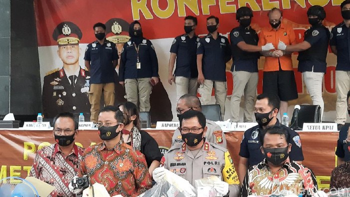 Rilis Polda kasus WN Pencabulan 305 anak oleh WN Prancis