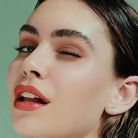 Lewat lini busananya itu wanita kelahiran Los Angeles, California, ini ingin menebarkan pikiran positif tentang bentuk tubuh dan kecantikan yang tak selalu ditentukan dari ukuran baju. Foto: Instagram/@sophietsimmons