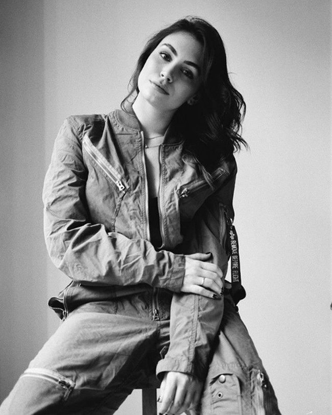 Kini setelah lebih dewasa, Sophie mantap menjadi pebisnis. Dia meluncurkan lini busana khusus untuk wanita plus size bernama The Style Club. Foto: Instagram/@sophietsimmons