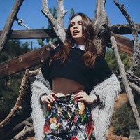 Dua tahun kemudian Sophie memutuskan jadi model. Namun hanya selang setahun dia ingin menjadi seorang penyanyi. Foto: Instagram/@sophietsimmons