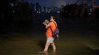 Kota itu pernah dilanda banjir hebat sebelumnya pada tahun 1988.  