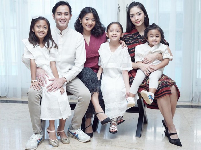 Bella Saphira dan suami, Agus Surya Bakti Bella Saphira dan suami, Agus Surya Bakti
