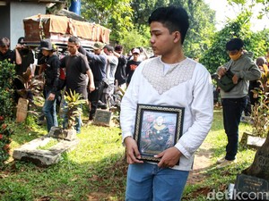 Terungkapnya Rambut di TKP Penemuan Jenazah Editor Metro TV