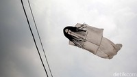 Permainan layangan ini semakin meningkat saat masa pandemi COVID-19.