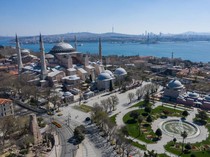 Turki Bakal Kenakan Biaya Masuk Masjid Hagia Sophia