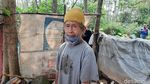 Pembangunan Rumah Mbah Tarso yang Hidup di Gubuk Karung di Purwokerto