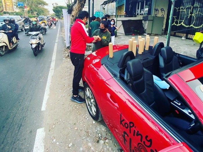 Penjual kopi unik